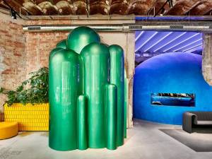 GALERÍA DE FOTOS | Diseño industrial en el primer Club de Lynk &amp; Co en España