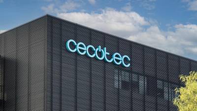 Cecotec.