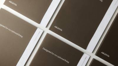 Detalle del catálogo de Argenta Cerámica.