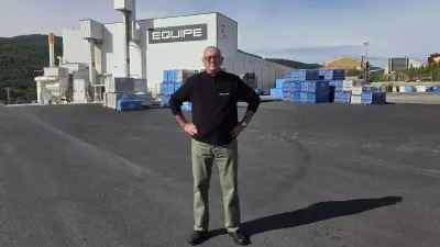 José Miguel Mateu, en una de las plantas de producción de Equipe.