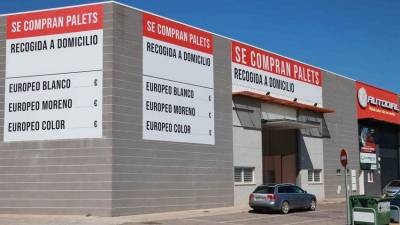 Empresa de Castelló dedicada a la compraventa de palets.