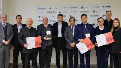 La foto de familia de los ganadores.