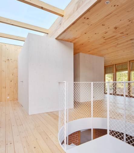 Galería de fotos | El proyecto ganador de los APE Grupo Architecture Awards: Casa sobre un zócalo de ladrillo