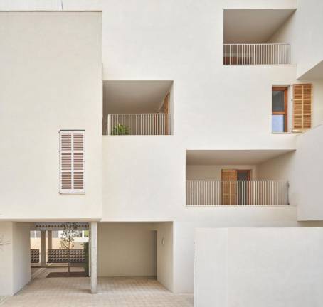 Viviendas sociales en Ibiza, del estudio de arquitectura Ripoll-Tizón. Foto: Jose Hevia $!Viviendas sociales en Ibiza, del estudio de arquitectura Ripoll-Tizón. Foto: Jose Hevia