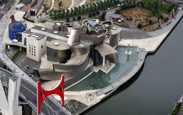 $!Fotografía a vista de pájaro del Museo Guggenheim de Bilbao.