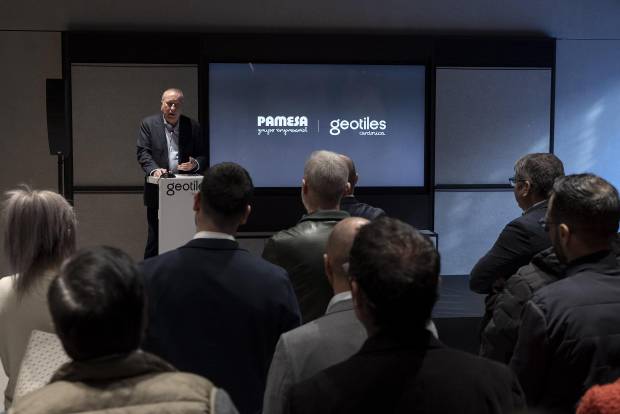 $!Fernando Roig, en la presentación del showroom de Geotiles.