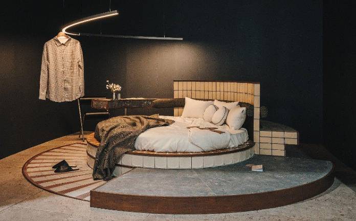 Cerámica de Grespania, Porcelanosa, Cevica, Dune y Harmony, en la suite Órbita en Hotel Hábitat