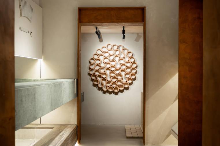 Galería de fotos | Gresmanc Group y Fearless presentan O-Buit en una experiencia «donde el vacío se convierte en arquitectura»