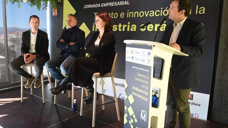 La inteligencia artificial marca el futuro de las fritas y los esmaltes