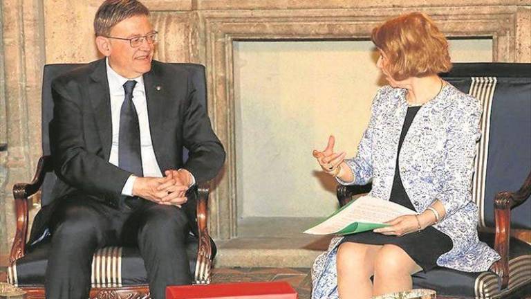 Puig pide a Argelia que abra el país al azulejo de Castellón