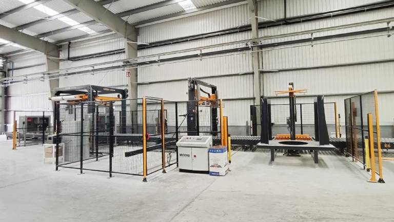 Innova Group equipa la nueva planta de suelo vinílico SPC de Kerlux