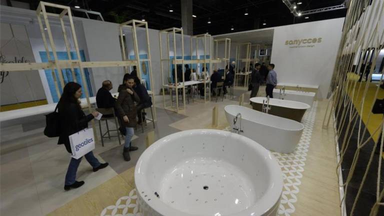 Sanycces envuelve el baño en una atmósfera mediterránea