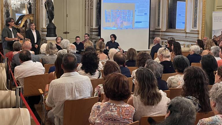 Homenaje al ceramista Enric Mestre en Valencia