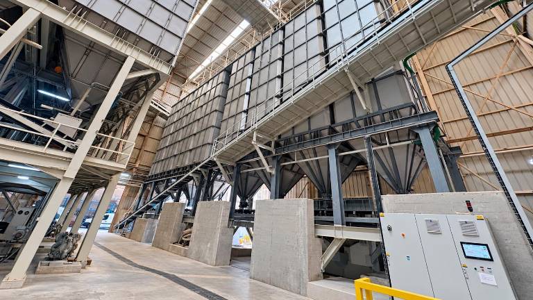 Chumillas Technology amplía la capacidad de Pamesa para su nueva línea de compactación