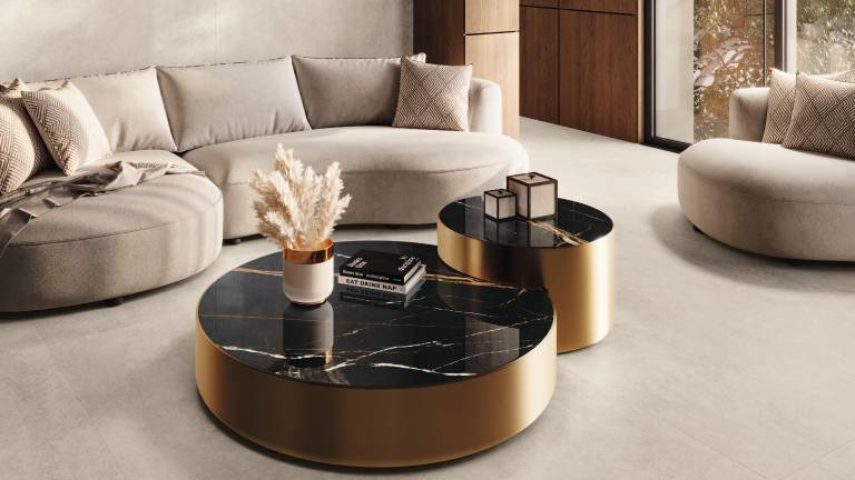 Venux amplía su catálogo con una línea de mobiliario en piedra sinterizada