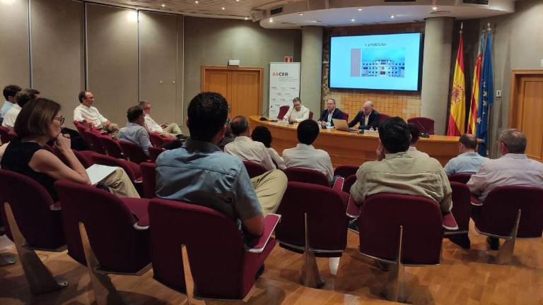 Ascer resalta las luces y sombras de la actual coyuntura del sector cerámico español