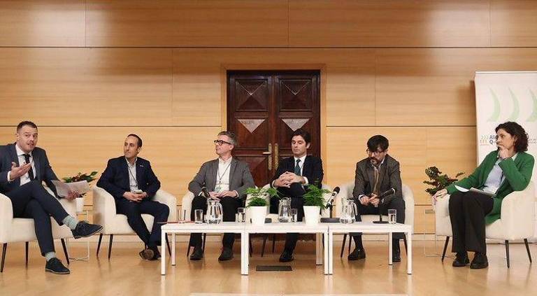 Equipe Cerámicas expone su experiencia con el primer horno 100% eléctrico en el encuentro de Alianza Q-Cero