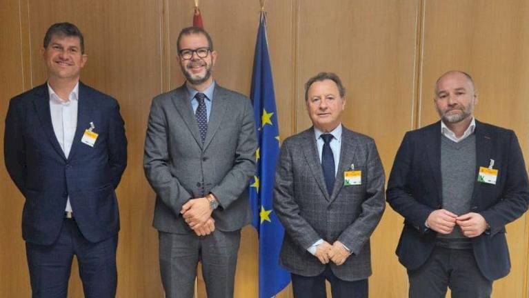 La industria cerámica española continúa recabando apoyos frente a las exigencias de la Unión Europea