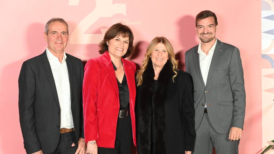 Galería de fotos | La velada de celebración de los 25 años de Smalticeram España