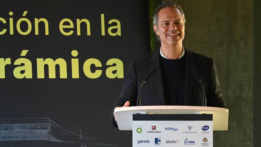 Galería de fotos | Jornada empresarial sobre talento e innovación en la industria cerámica celebrada en Vila-real