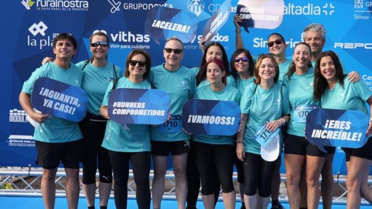 Galería de fotos | Compañías y entidades del sector cerámico, en la Carrera de las Empresas de Castellón