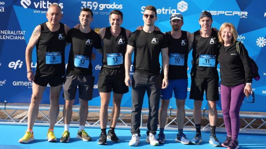 Galería de fotos | Compañías y entidades del sector cerámico, en la Carrera de las Empresas de Castellón