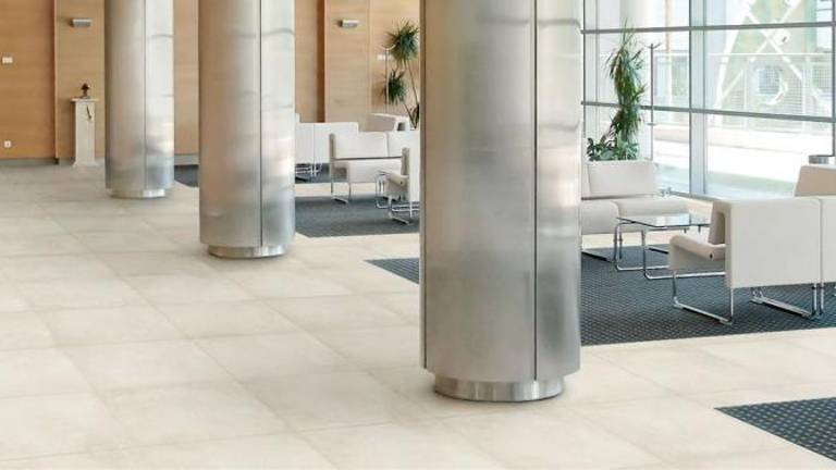 Piezas porcelánicas de cemento blanco para áreas públicas