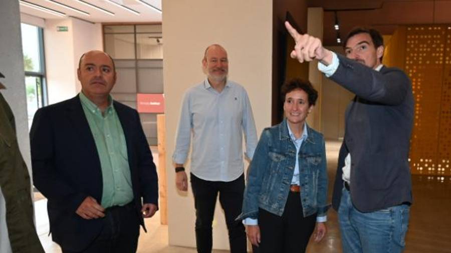 Galería de fotos | Smalticeram pone el broche a SMALTIlab Worldwide Tour en sus instalaciones de Onda
