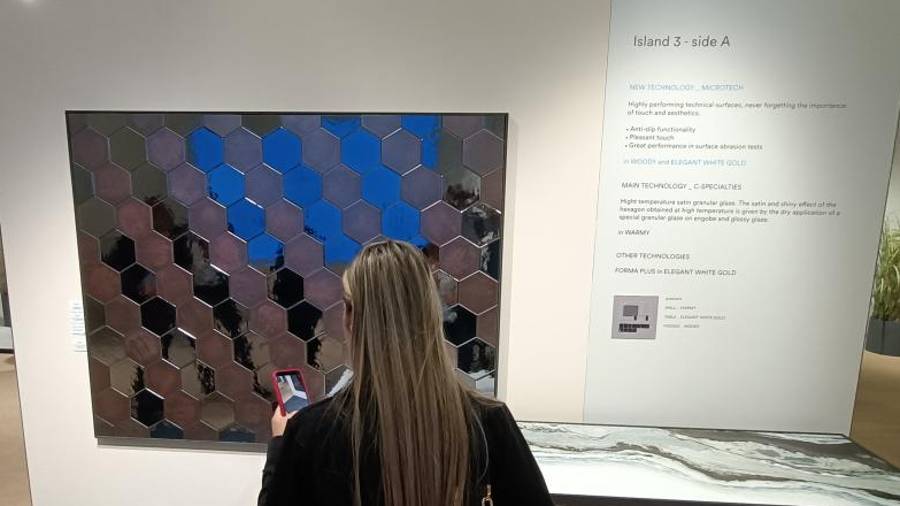 Galería de Fotos | Colorobbia, tecnología y sostenibilidad en Cersaie 2023