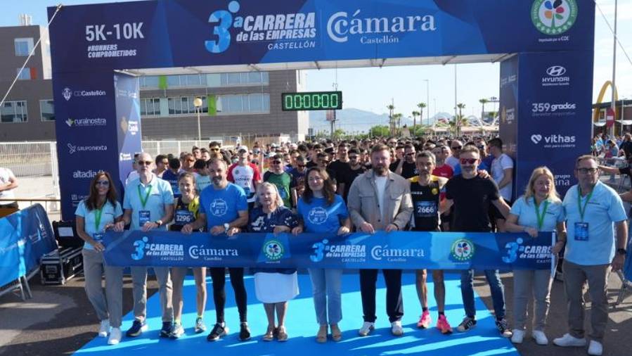 Galería de fotos | Compañías y entidades del sector cerámico, en la Carrera de las Empresas de Castellón
