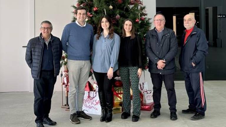 Pamesa realiza una recogida de alimentos con Cáritas Diocesana de Vila-real