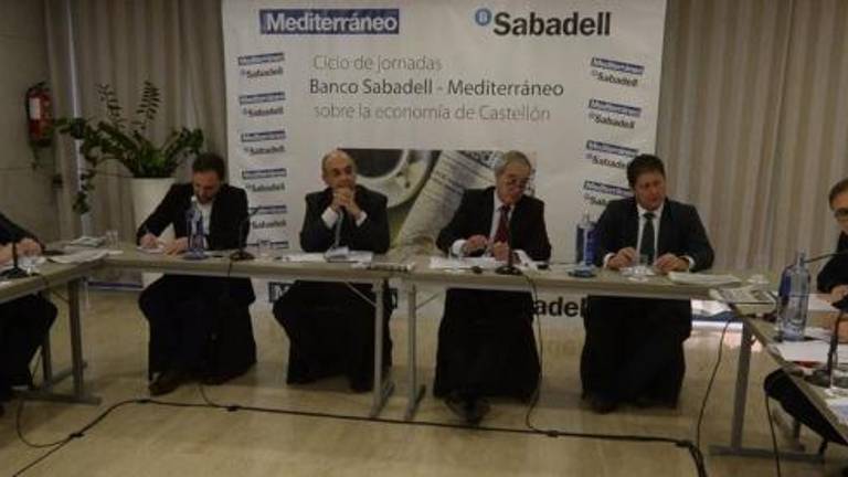 Empresas y administración trabajan en la reconversión de polígonos industriales
