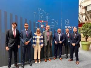 Galería de Fotos | Visita de Marta Barrachina, presidenta de la Diputación de Castellón a Cersaie