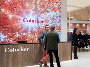 Vídeo | La ‘metamorfosis’ de Colorker en Cersaie