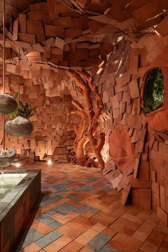 Galería de fotos | Gresmanc Group y su impactante espacio con cerámica en Casa Decor 2025