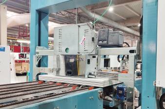 $!Oden SmartDrive destaca también por su diseño ligero y compacto, con un peso aproximado de 50 kg, lo que facilita su instalación e integración en líneas ya operativas.