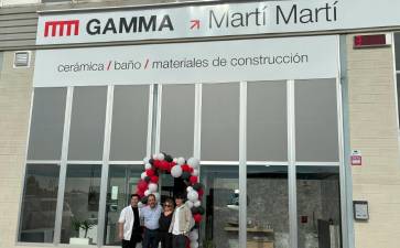 Fachada del nuevo punto de venta en Alcañiz.