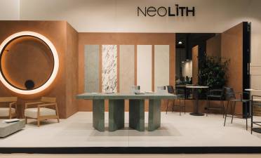 En 360 by Cevisama, Neolith presenta un espacio propio de marcado carácter arquitectónico.