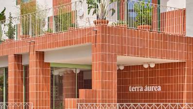 $!Transformación de un edificio abandonado en 27 apartamentos, de NUA arquitectures (Arnau Tiñena Ramos, Ferrán Tiñena Guiamet, María Rius Ruiz).