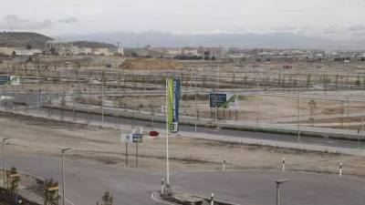 Trabajos de urbanización en el desarrollo urbanístico de Los Berrocales.