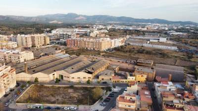$!Vista aérea de la zona de la antigua fábrica Sanchis de l’Alcora. / Javier Nomdedeu