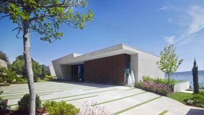 Espedregada, una vivienda que se asoma a la Ría de Pontevedra