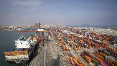 Terminal de contenedores del puerto de València, en una imagen de archivo.