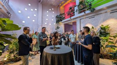 $!La visita a las instalaciones de Masquespacio en Valencia.