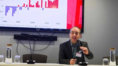 $!Ángel M. Pitarch.