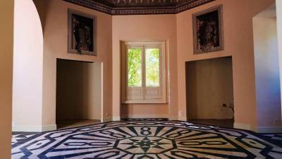 $!El gabinete de la Duquesa, con suelo de mármol, trampantojos en los muros y frescos en el techo. / AYUNTAMIENTO DE MADRID