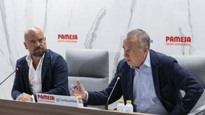 A la derecha, el presidente de Pamesa Grupo Empresarial, Fernando Roig junto al CEO de Ecombustible, Jorge Arévalo.