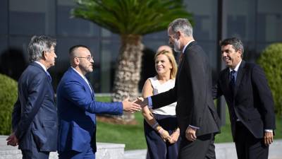 VÍDEO | Visita del rey Felipe VI a las instalaciones de Porcelanosa