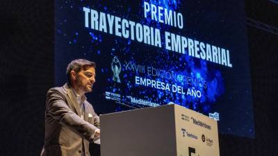 $!El director general de Smalticeram España, Fernando Tomás, recalca «la dedicación y el talento» del equipo de la compañía.