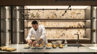 $!Espacio de restauración en el showroom de Xtone.